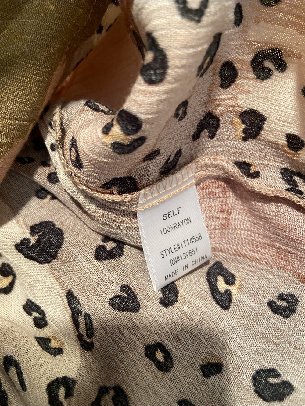 ODDY Blush Multi-Color Button Front V-Neck Blouse - Picture 10 of 16